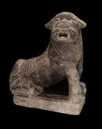 Antieke Chinese, Qing-dynastie Lelie in steen - Foe-hond -