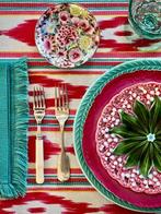 Mantel met ikat-strepen in fuchsiatint voor grote tafels., Antiek en Kunst