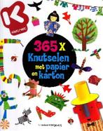 Knutselen met papier en karton / 365 x 9789002244148, Verzenden, Gelezen, Fiona Watt