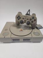 Playstation 1 (SCPH-5502) + 1 Sony  Controller, Ophalen of Verzenden, Nieuw