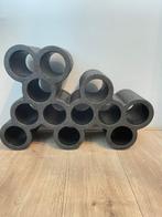 Goods - Robert Bronwasser - Wijnrek - Grape - expanded