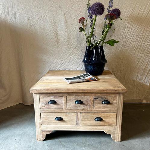 Houten vierkante Salontafel - 80 x 80 cm - teak - TTM Wonen, Huis en Inrichting, Tafels | Salontafels, 50 tot 100 cm, Rechthoekig