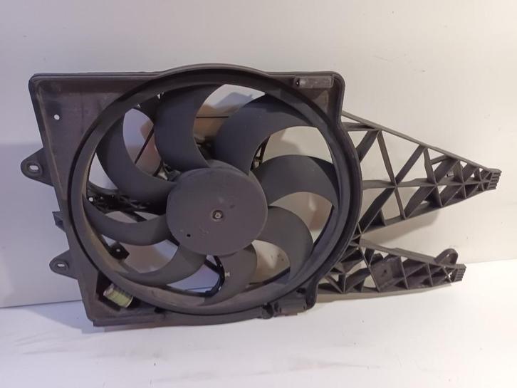 Koelventilator Fiat Punto  0.9, Auto-onderdelen, Motor en Toebehoren, ARN erkend, Stiba lid, Erkend duurzaam, Gebruikt, Herkomst onderdeel bekend