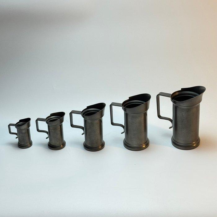 Kurz Zinn (K & K), Holland Afgemeten maatbekers (5) - Pewter, Antiek en Kunst, Curiosa en Brocante