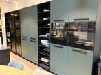 Nolte showroom keuken – Eiken nero/Blackgreen - Compleet, Zwart, Overige typen, Met kookeiland, Graniet of Steen