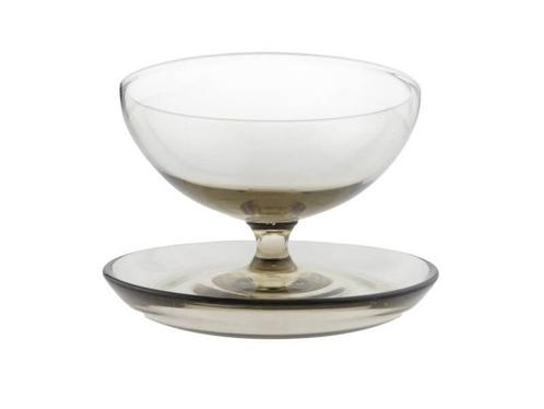 IJscoupe op vaste voet - rookglas, Verzamelen, Glas en Borrelglaasjes, Gebruikt, Verzenden