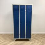 Tweedehands Garderobe/lockerkast 3 deurs, met hang en leg, Ophalen of Verzenden, Gebruikt, Metaal