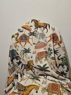 Aziatisch weefsel met kamelen en olifanten - 300x280cm -