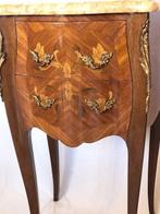 Nachtkastje - Fineerhout - Gestempelde tafel