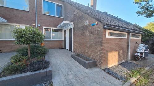 Te huur: Huis Noten-bogerd in Hendrik-Ido-Ambacht, Huizen en Kamers, Huizen te huur, Zuid-Holland