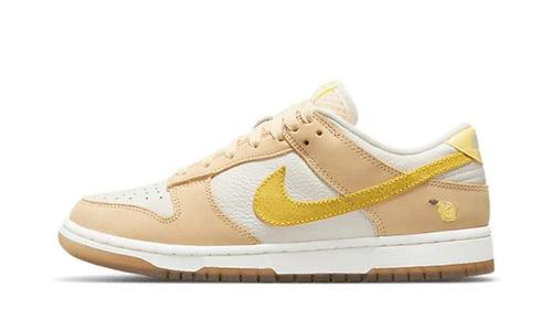 Nike Dunk Low Lemonade - maat 38.5 (Sneakers, Schoenen), Kleding | Dames, Schoenen, Sneakers of Gympen, Nieuw, Verzenden