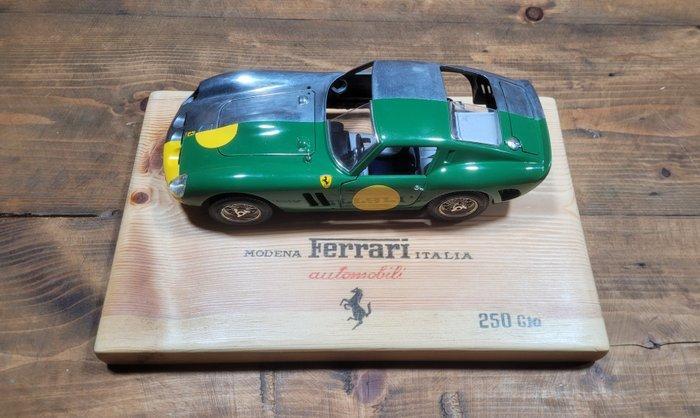 Beeldhouwwerk - Ferrari - 250 Gto, Hobby en Vrije tijd, Modelauto's | 1:5 tot 1:12