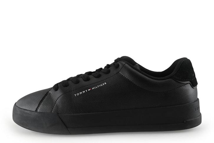 Tommy Hilfiger sneakers in maat 43 Zwart | 10% korting, Kleding | Heren, Schoenen, Zwart, Zo goed als nieuw, Sneakers of Gympen