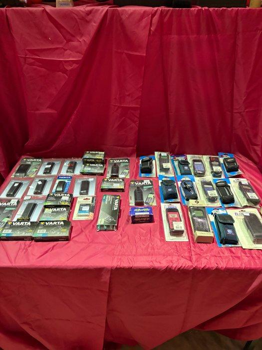 Nokia Grote partij vintage GSM accessoires – Nokia / Varta /, Spelcomputers en Games, Spelcomputers | Overige Accessoires