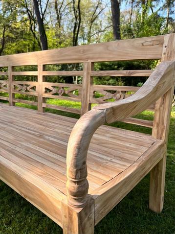De mooiste Teakhouten Tuinbanken vindt u hier! Op voorraad!! beschikbaar voor biedingen