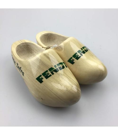 Houten klompen met logo van trekker, Kleding | Heren, Schoenen, Nieuw, Ophalen of Verzenden