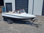 Kajuit boot met buitenboord motor en trailer, Nieuw