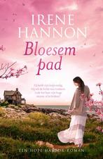 Bloesempad / Hope Harbor-romans / 9 9789029734738, Boeken, Verzenden, Gelezen, Irene Hannon