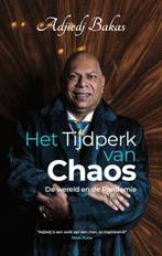 Het tijdperk van chaos 9789083207865 Adjiedj Bakas, Boeken, Verzenden, Zo goed als nieuw, Adjiedj Bakas