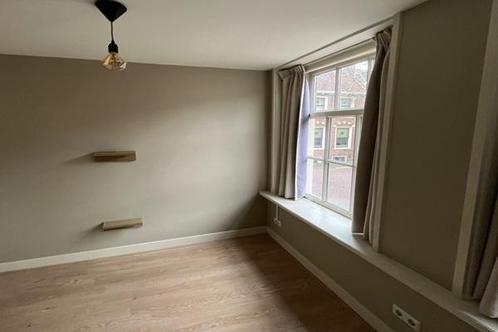 Studio Predikherenkerkhof in Utrecht, Huizen en Kamers, Kamers te huur, 20 tot 35 m², Utrecht