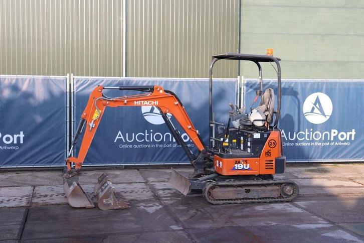 Veiling: Minigraver Hitachi ZX19U-6 Diesel 11.5kW, Zakelijke goederen, Machines en Bouw | Kranen en Graafmachines, Graafmachine