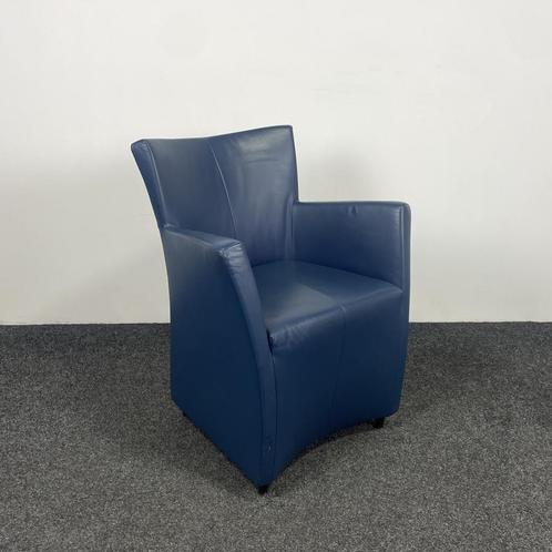 Montis Sting Blauwe Fauteuil - Licht Beschadigd, Huis en Inrichting, Stoelen, Blauw, Gebruikt, Ophalen of Verzenden