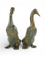 Pierre Chenet (XX-XXI) - sculptuur, Pair of Running Ducks -