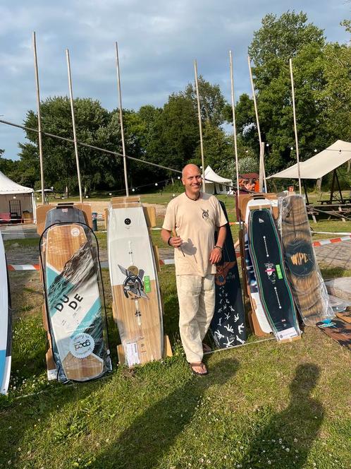 Wakeboard nieuw/gebruikt scherpste prijzen, deskundig advies, Watersport en Boten, Wakeboarden, Board en Schoenen, Nieuw, Ophalen of Verzenden