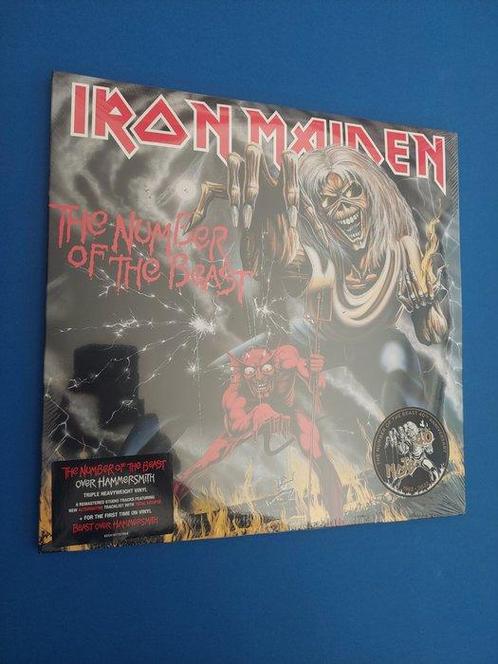 Iron Maiden - The Number Of The Beast / Beast Over, Cd's en Dvd's, Vinyl Singles