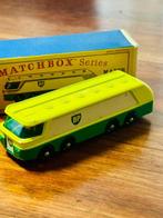 Matchbox 1:64 - Model vrachtwagen - M-1 B.P. Petrol Tanker -, Hobby en Vrije tijd, Modelauto's | 1:5 tot 1:12, Nieuw