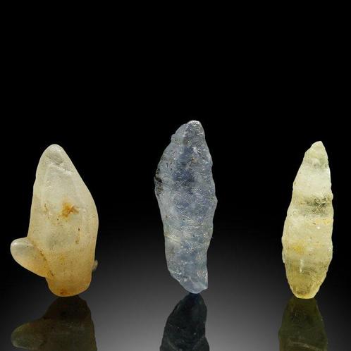 Set van 3 saffieren – dubbel getipte witte, gele en blauwe, Verzamelen, Mineralen en Fossielen