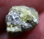 Ct. 3,40 Helder Natuurlijk Groenachtige Diamant Ruw -