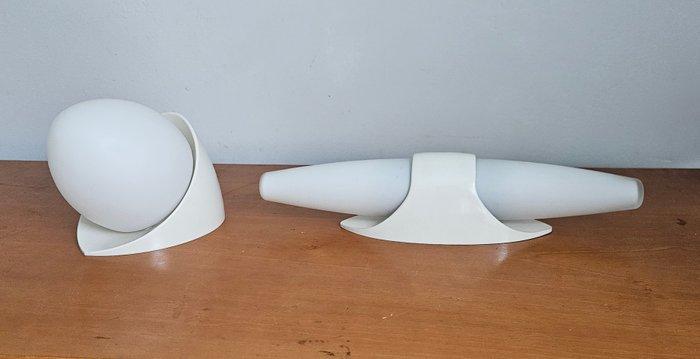 Bo-niko - Wandlamp (2) - Plastic, Antiek en Kunst, Antiek | Lampen