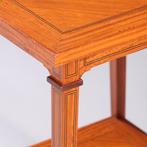 Satijnhouten bijzettafel ca 1890  met gevierendeelde bladen, Antiek en Kunst, Antiek | Meubels | Tafels, Ophalen of Verzenden