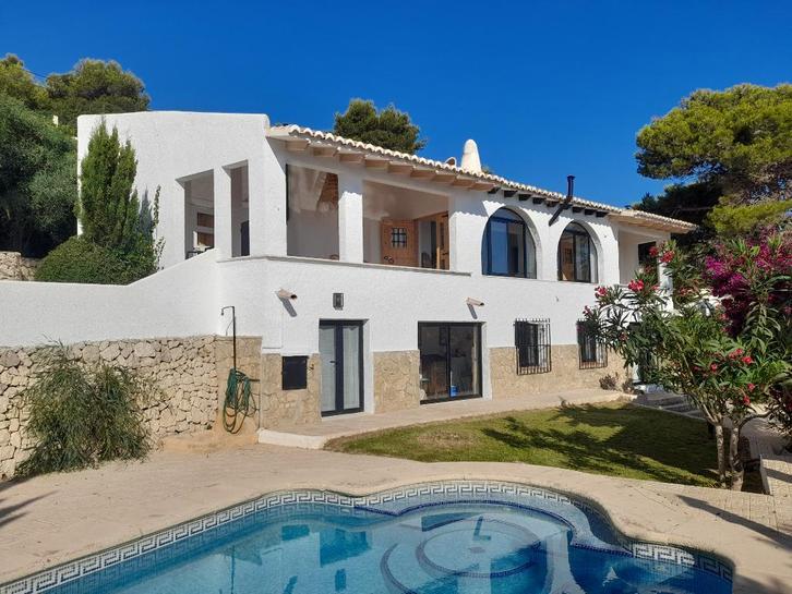 JAVEA vrijstaand vakantiehuis privé zwembad 10 p. ZEEZICHT, Vakantie, Vakantiehuizen | Spanje, Overige, Costa Blanca, Aan zee