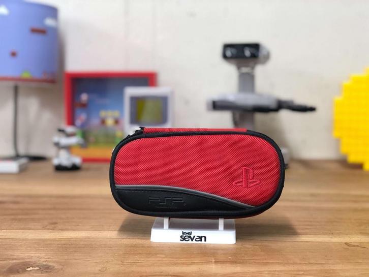 Playstation Portable Carrying Case - Red, Spelcomputers en Games, Spelcomputers | Sony PSP, Ophalen of Verzenden