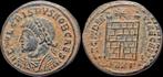 317-326ad Roman Crispus Ae follis campgate Brons, Postzegels en Munten, Verzenden