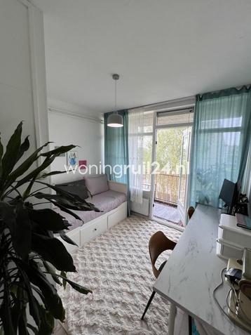 Woningruil - Terentiusstraat 8 - 4 kamers en Rotterdam beschikbaar voor biedingen