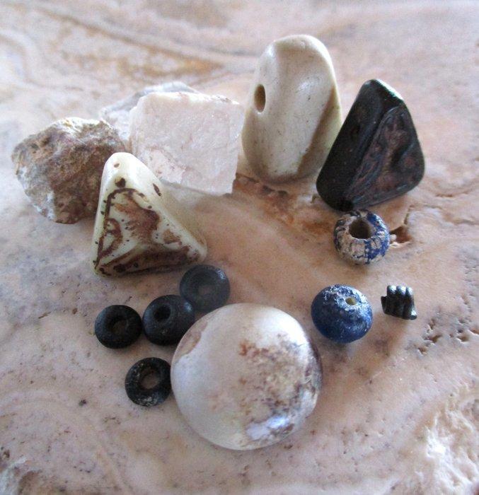 Oud-Romeins Glas, Steen Amuletten, iriserende en, Antiek en Kunst, Antiek | Overige Antiek