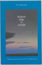 Iedere stap is vrede 9789020251586 Thich Nhat Hahn, Boeken, Verzenden, Gelezen, Thich Nhat Hahn