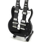 Miniatuur Gibson Double Neck SG gitaar met gratis standaard, Nieuw, Ophalen of Verzenden, Pop, Beeldje of Miniatuur