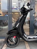 Vespa Sprint IGET E5 black on black | Level10 | Zelioni, Overige modellen, Maximaal 45 km/u, Ophalen of Verzenden, Zo goed als nieuw