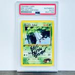 Pokémon Graded card - Signed Card - Eric Stuart - Brocks, Hobby en Vrije tijd, Verzamelkaartspellen | Pokémon, Nieuw