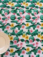 Bloemig tafelkleed met mediterrane fantasiecactus in, Antiek en Kunst, Antiek | Kleden en Textiel