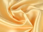 Satijn – Beige, Hobby en Vrije tijd, Stoffen en Lappen, 120 cm of meer, Beige, Ophalen of Verzenden, Polyester