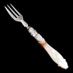 Victorian sterling silver pickle / olive / lemon fork with