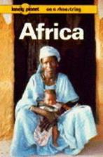 Africa on a shoestring by Geoff Crowther (Paperback), Gelezen, Geoff Crowther, Verzenden