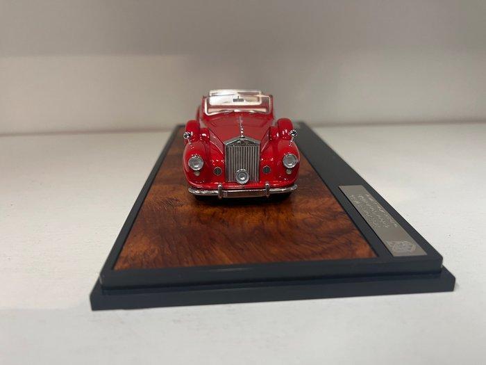 Matrix 1:43 - Modelauto - Freestone & Webb 4-door, Hobby en Vrije tijd, Modelauto's | 1:5 tot 1:12