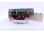 Schaal 1:25 ERTL Maxwell Touring car #2426 (Automodellen), Hobby en Vrije tijd, Ophalen of Verzenden, Zo goed als nieuw