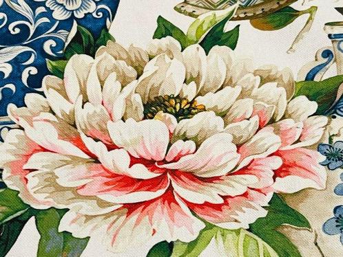 Bloemrijke elegantie: prachtige Oeko Tex-katoenstof -, Antiek en Kunst, Antiek | Kleden en Textiel